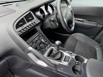 Peugeot 3008 BLUE HDI S/S ALLURE