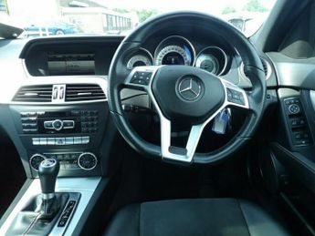 Mercedes-Benz C Class C220 CDI AMG Sport Edition Premium + 2.1 Diesel Automatic Saloon