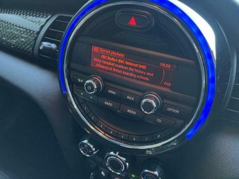 MINI Hatch 2.0 Cooper SD Auto 6Spd Euro 6 (s/s) 5dr