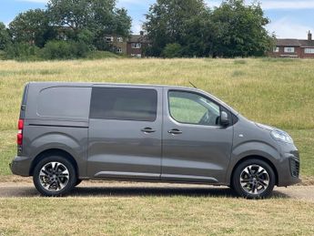 Vauxhall Vivaro L1H1 3100 ELITE S/S DCB