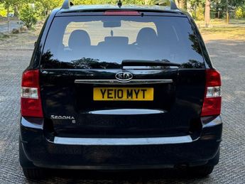 Kia Sedona CRDI 3