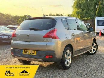 Peugeot 3008 1.6 e-HDi Exclusive SUV 5dr Diesel EGC Euro 5 (s/s) (112 ps)