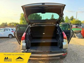Peugeot 3008 1.6 e-HDi Exclusive SUV 5dr Diesel EGC Euro 5 (s/s) (112 ps)