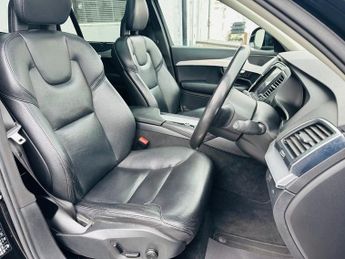 Volvo XC90 D5 MOMENTUM AWD