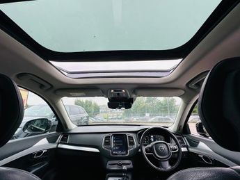 Volvo XC90 D5 MOMENTUM AWD