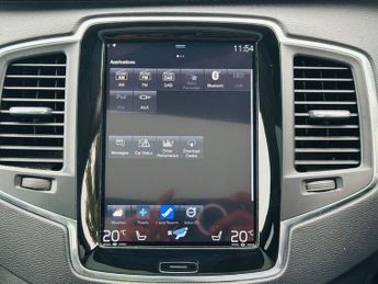 Volvo XC90 D5 MOMENTUM AWD