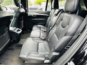 Volvo XC90 D5 MOMENTUM AWD