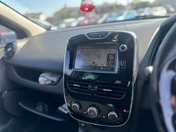Nissan Leaf 24kWh Acenta Auto 5dr