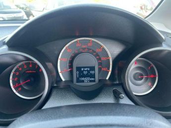 Honda Jazz 1.4 i-VTEC ES Plus Hatchback 5dr Petrol CVT Euro 5 (99 ps)