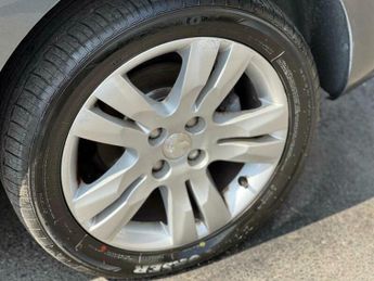 Peugeot 5008 1.6 BlueHDi Active Euro 6 (s/s) 5dr
