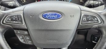 Ford Focus TITANIUM