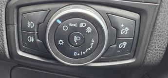 Ford Focus TITANIUM