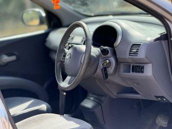 Nissan Micra 1.4 16v SVE 5dr