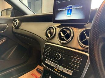 Mercedes-Benz CLA 2.1 CLA220d AMG Line Night Edition Coupe 7G-DCT Euro 6 (s/s) 4dr