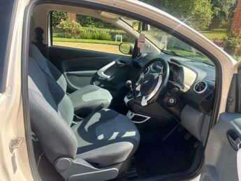 Ford Ka 1.2 Titanium Euro 4 3dr