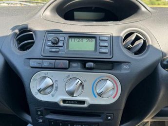 Toyota Yaris 1.3 VVT-i T Spirit 5dr