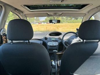 Toyota Yaris 1.3 VVT-i T Spirit 5dr