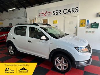 Dacia Sandero 1.5 dCi Laureate Hatchback 5dr Diesel Manual Euro 6 (s/s) (90 ps