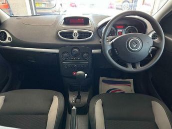 Renault Clio 1.6 VVT Expression Auto Euro 5 5dr