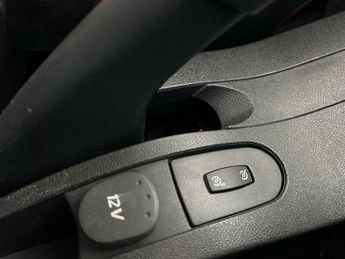 Renault Clio 1.6 VVT Expression Auto Euro 5 5dr