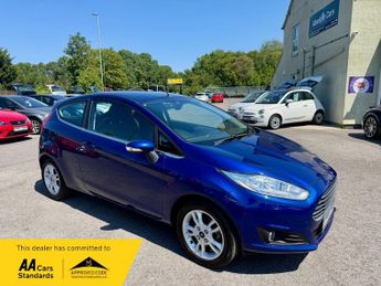 Ford Fiesta ZETEC £20 TAX+NAV+LOW MILES+FSH