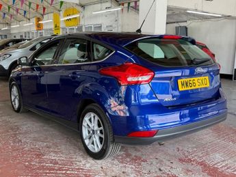 Ford Focus 1.0T EcoBoost Zetec Hatchback 5dr Petrol Manual Euro 6 (s/s) (12