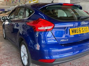 Ford Focus 1.0T EcoBoost Zetec Hatchback 5dr Petrol Manual Euro 6 (s/s) (12