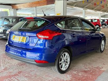 Ford Focus 1.0T EcoBoost Zetec Hatchback 5dr Petrol Manual Euro 6 (s/s) (12