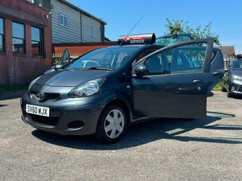 Toyota AYGO 1.0 VVT-i + MultiMode Euro 5 5dr