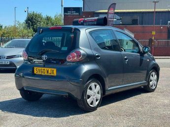 Toyota AYGO 1.0 VVT-i + MultiMode Euro 5 5dr