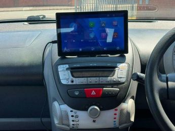 Toyota AYGO 1.0 VVT-i + MultiMode Euro 5 5dr