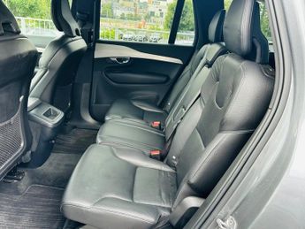 Volvo XC90 D5 POWERPULSE MOMENTUM AWD