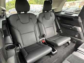 Volvo XC90 D5 POWERPULSE MOMENTUM AWD