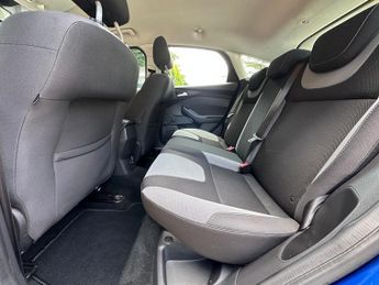 Ford Focus ZETEC NAVIGATOR TDCI