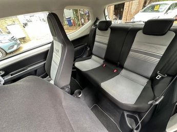 Volkswagen Up 1.0 Automatic