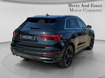 Audi Q3 1.5 TFSI CoD 35 S line S Tronic Euro 6 (s/s) 5dr