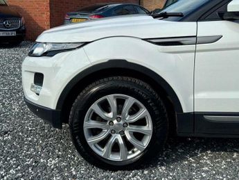 Land Rover Range Rover Evoque 2.2 SD4 Pure Tech Auto 4WD Euro 5 (s/s) 5dr
