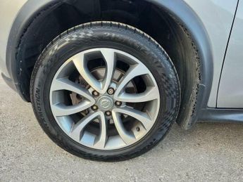 Nissan Juke 1.6 Tekna XTRON Euro 6 5dr