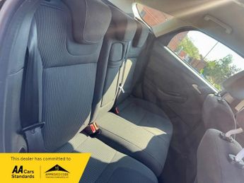 Ford Focus 1.6 Titanium Powershift Euro 5 5dr