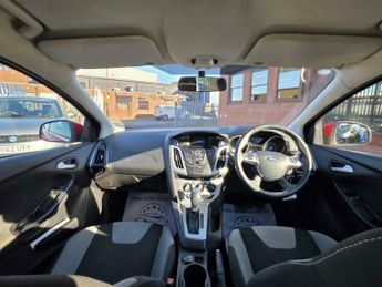 Ford Focus 1.6 Zetec Powershift Euro 5 5dr