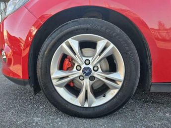 Ford Focus 1.6 Zetec Powershift Euro 5 5dr