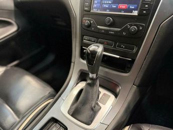 Ford Mondeo 2.0 TDCi Titanium X Powershift Euro 5 5dr