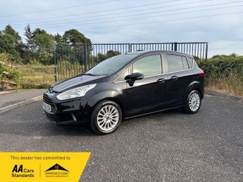 Ford B Max TITANIUM