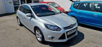 Ford Focus 1.6 Zetec Navigator Euro 5 5dr