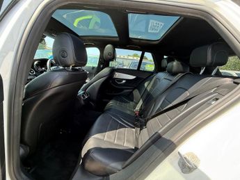 Mercedes C Class C220 BLUETEC AMG LINE PREMIUM PLUS