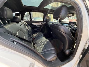 Mercedes C Class C220 BLUETEC AMG LINE PREMIUM PLUS