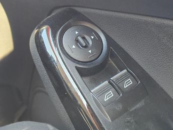 Ford Fiesta 1.0T EcoBoost Zetec Powershift Euro 6 5dr