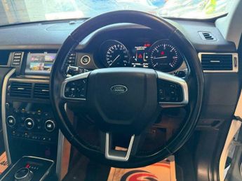 Land Rover Discovery Sport 2.0 TD4 HSE Black Auto 4WD Euro 6 (s/s) 5dr