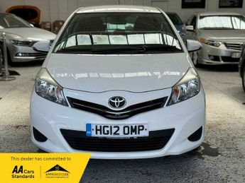 Toyota Yaris VVT-I TR