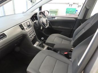Volkswagen Golf SE TDI